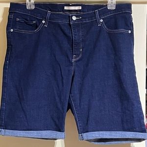 Levi’s Classic Bermuda Denim Shorts with Stretch